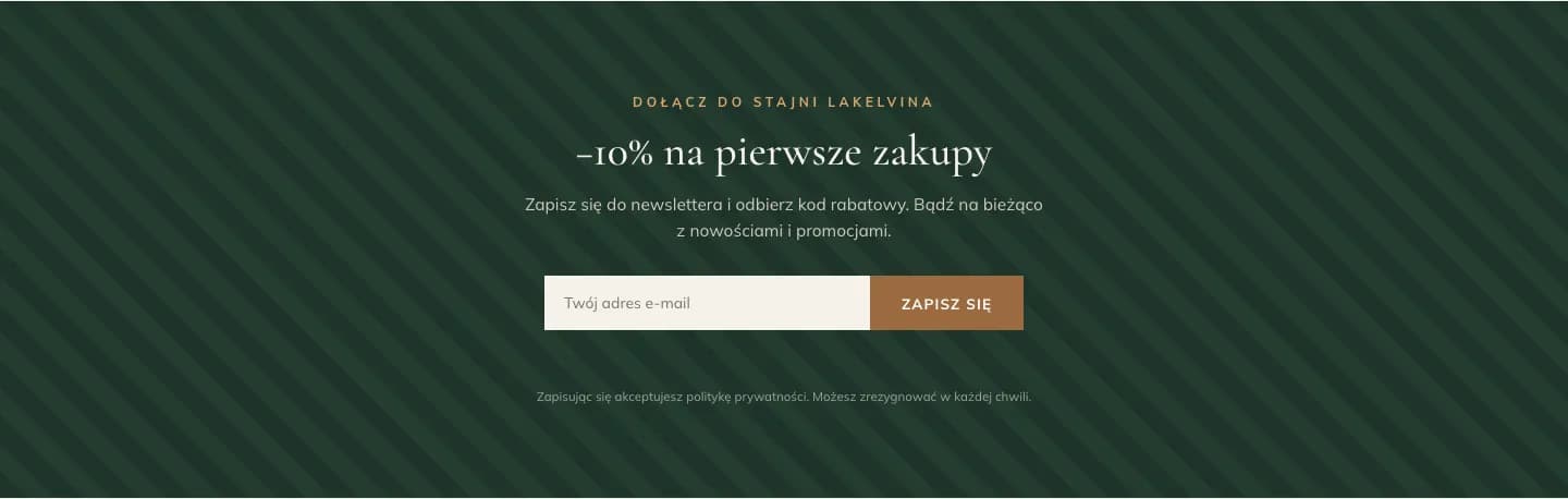 Sekcja newslettera na ciemnozielonym tle z polem na adres e-mail i przyciskiem „Zapisz się”